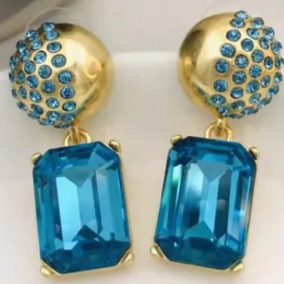 NWOT Rare. Autentic. Half Pavé Crystal Drop Earrings by Oscar de la Renta - Picture 3 of 10
